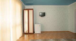 Гостевой дом Карадениз Судак Двухместный номер с 1 кроватью и балконом-6