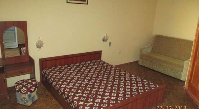 Гостевой дом Карадениз Судак-13